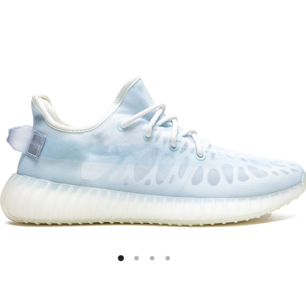 YEEZY BOOST 350 V2 Mono Ice